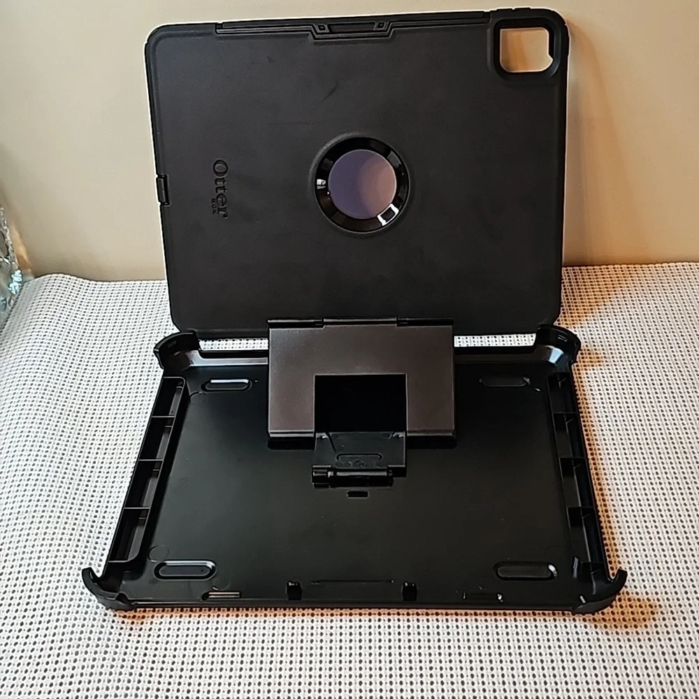 Outter Box Tablet Case